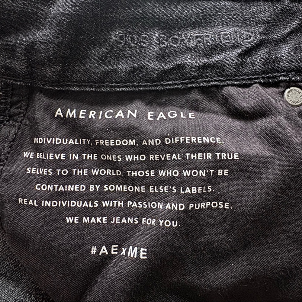 American Eagle Highest Rise ’90s Boyfriend Jeans – Size 6 - Picture 10 of 11